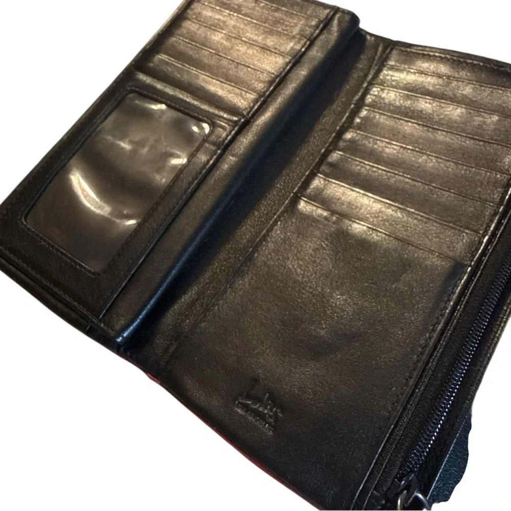 Vintage Lodis Los Angeles Smooth Black Leather Wallet Clutch Red Trim Zip Coin